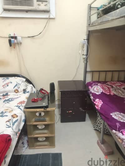 Bed Space Available in Bin Omran ,Near green Mosque