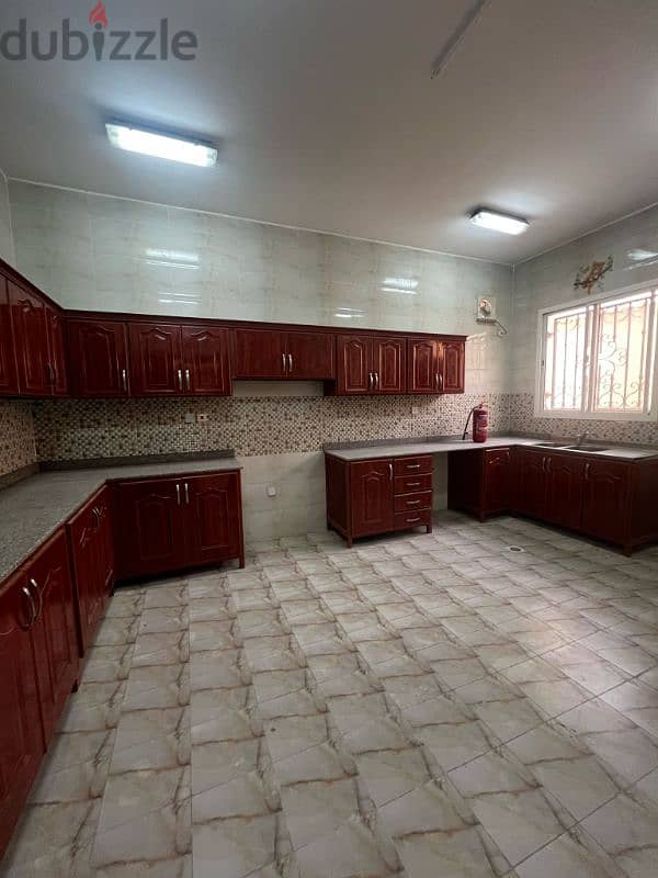 attached villas for rent in markhiya 13