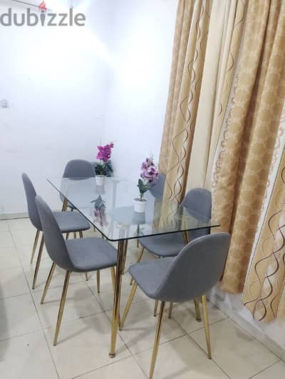 dining table with 6chair for sale