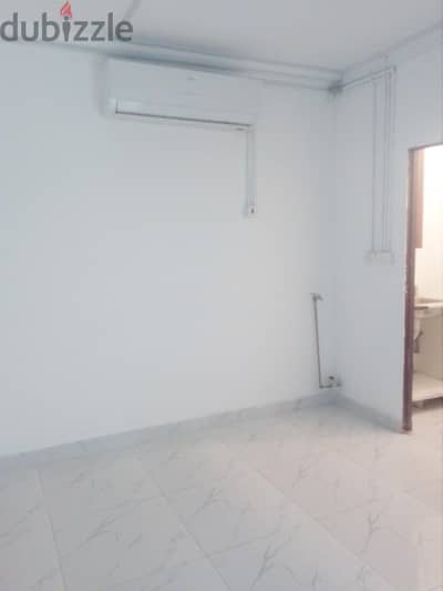 Studio type Room for Rent in Duhail Area. No Commisson!