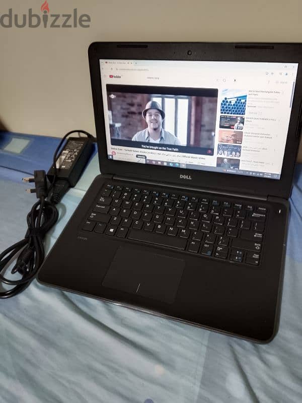 Dell laptop i5 7 gen 8 Gb 256gb SSD 4