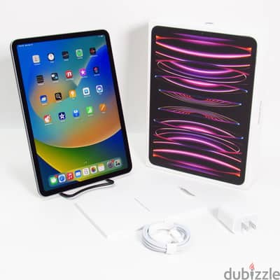 Apple iPad Pro 11-inch + Magic Keyboard & Apple Pencil