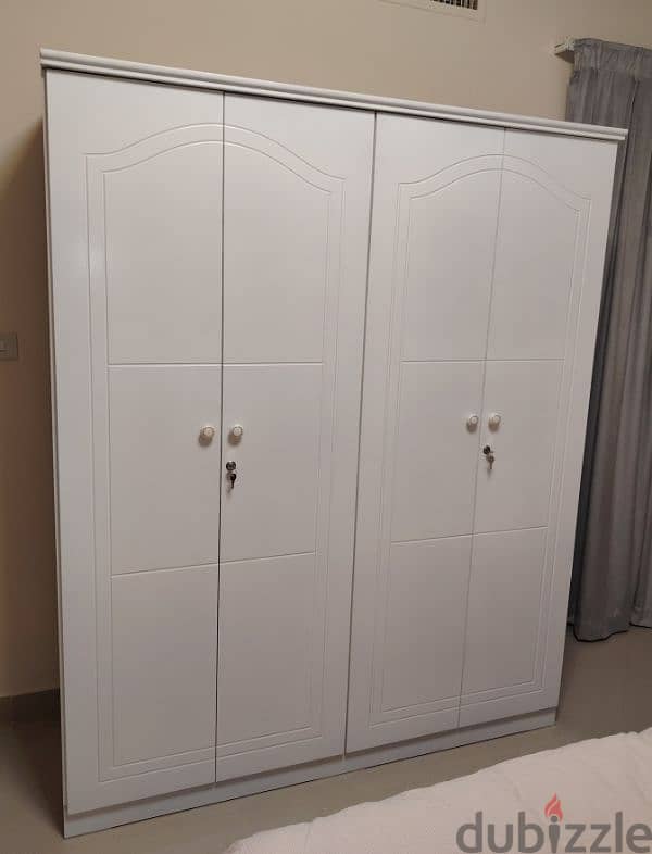 Bed,mattress,cupboard, dressing available. 30032896 2