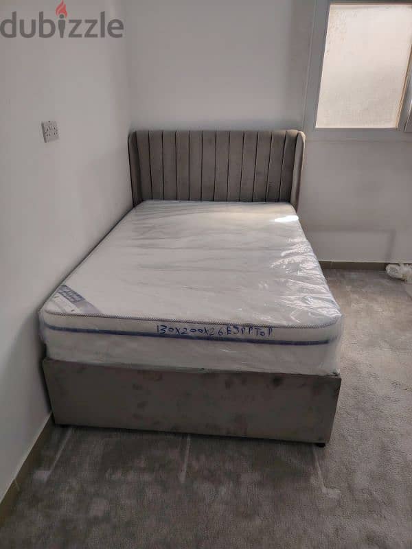 Bed,mattress,cupboard, dressing available. 30032896 7