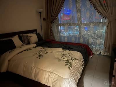 *ladies only * room for rent in westbay lagoon zig zag tower B