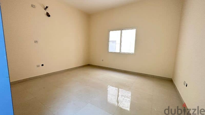 4000 Garage with 15 Room & Office For Rent 8