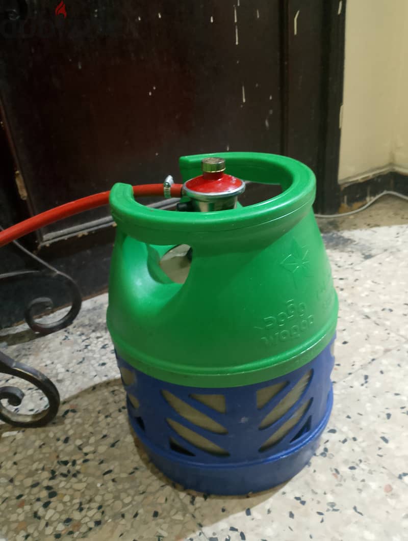 Gas cylinder with full gas for 180 1