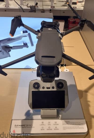 Drone dji mavic 3 pro