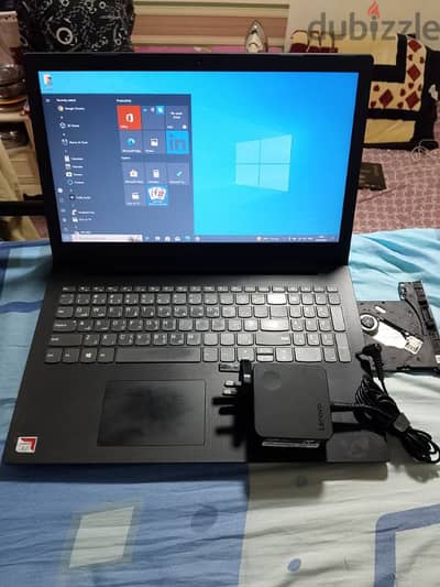 Lenovo laptop AMD 6 ram 4 GB HD 1 TB