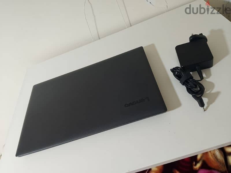 Lenovo laptop AMD 6 ram 4 GB HD 1 TB 3