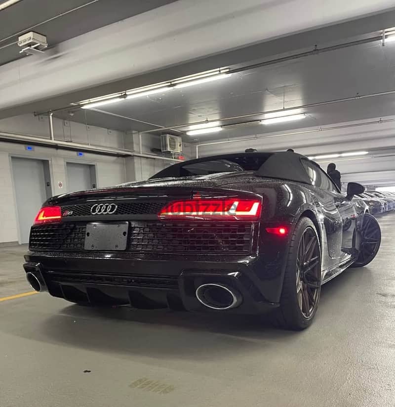 Audi R8 2023 Sports 7