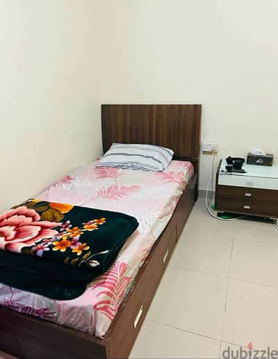 Executive bachelor bed space @ Mansoora for keralate only