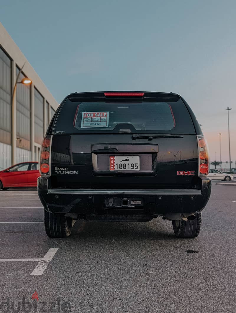 GMC Yukon 2008 DENALI 4