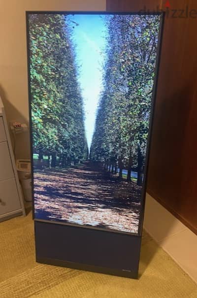 Samsung Sero rotating TV on wheels