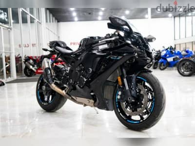 2023 Yamaha YZF-R1 (+97466574363)