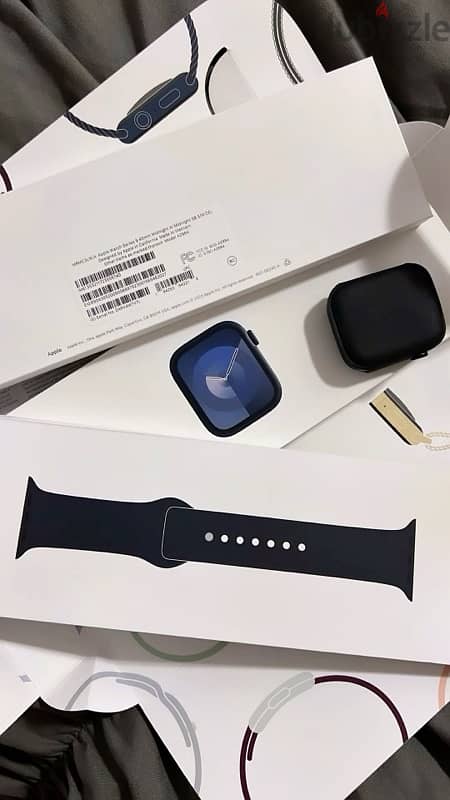 Apple Watch S6: Black 44MM 0