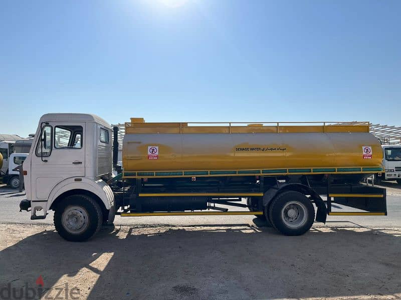 Sewage Tanker 3000 Gallon for sale 2