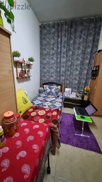 BED SPACE AVAILABE FOR EXECUTIVE BACHELOR IN UMM GHUWAILINA