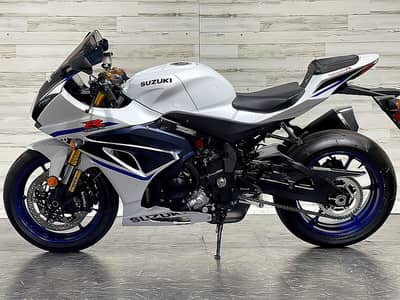 2023 Suzuki GSX-R1000R  (+97466574363)