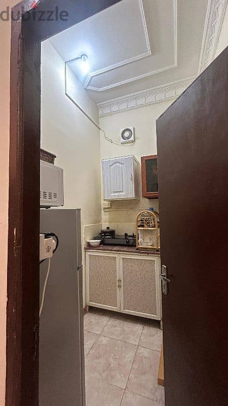 Fully furnished Small 1 BHK for rent only for 1 month 4