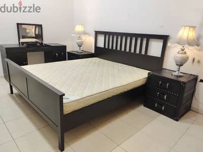 King size bed set for sale