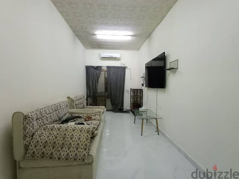 1 bhk fully furnished available Al mansoura 2