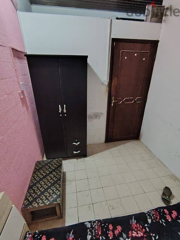 partion room alwakrah near retail mart regency stop shop metro Link 1