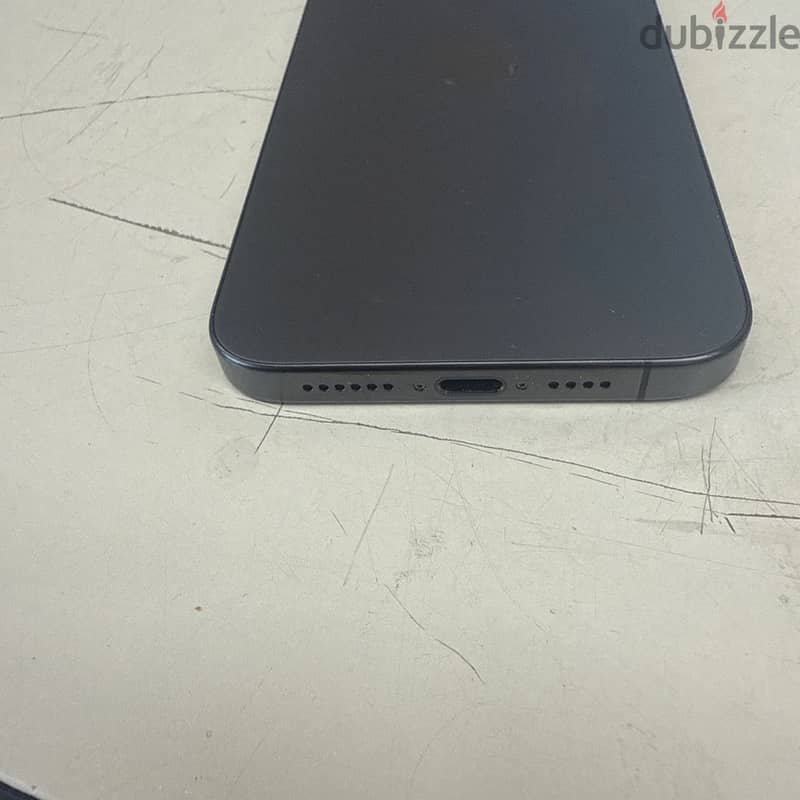 Apple iPhone 15 Pro Max - 256GB - Black Titanium (Unlocked) 3