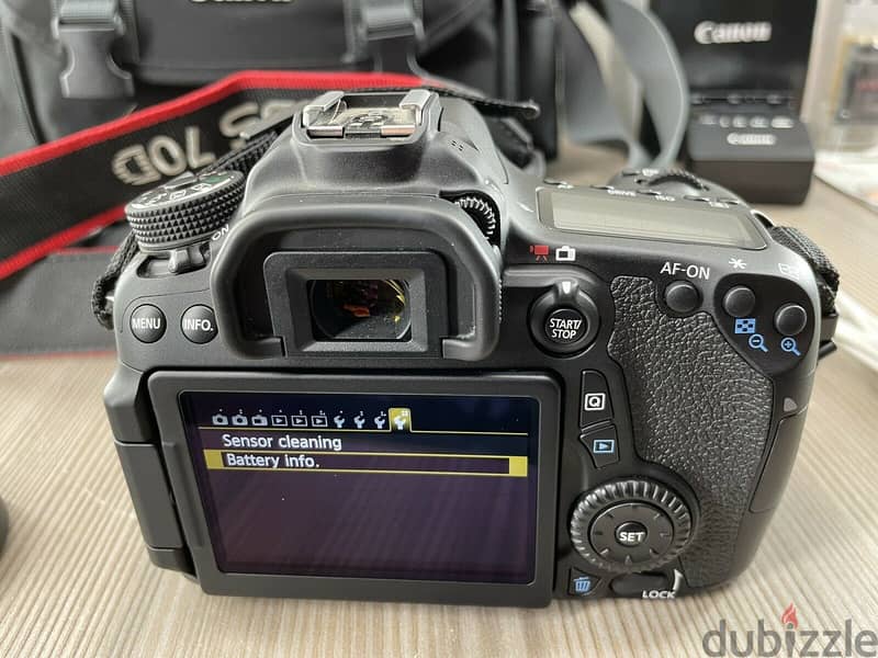 CANON E O S 70 D  (BODY) 1