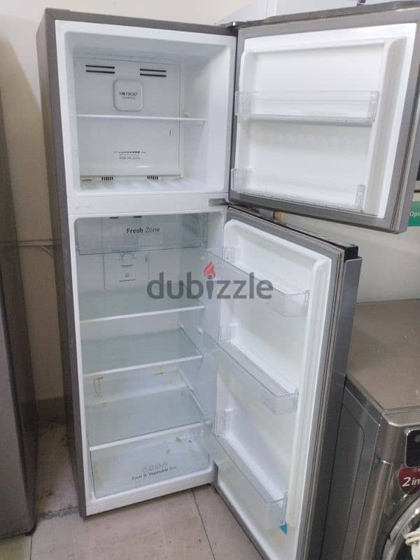 Hisense Medium Size fridge for sale 3