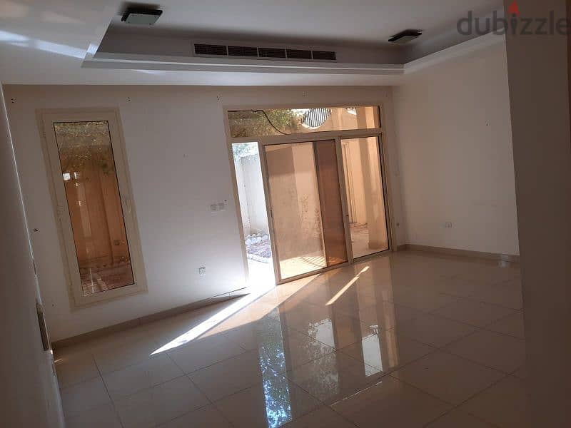 High quality 5BD Stand Alone villa 10
