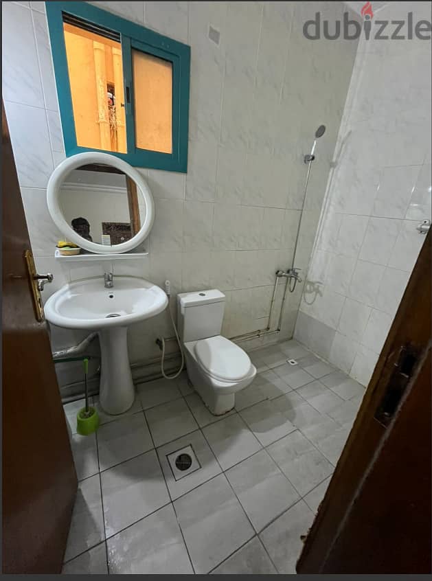 Executive Male Bachelor Bedspaces - Only Sri Lankans and Indians 4