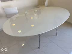 Karel GLOSSY table. as good as new 0