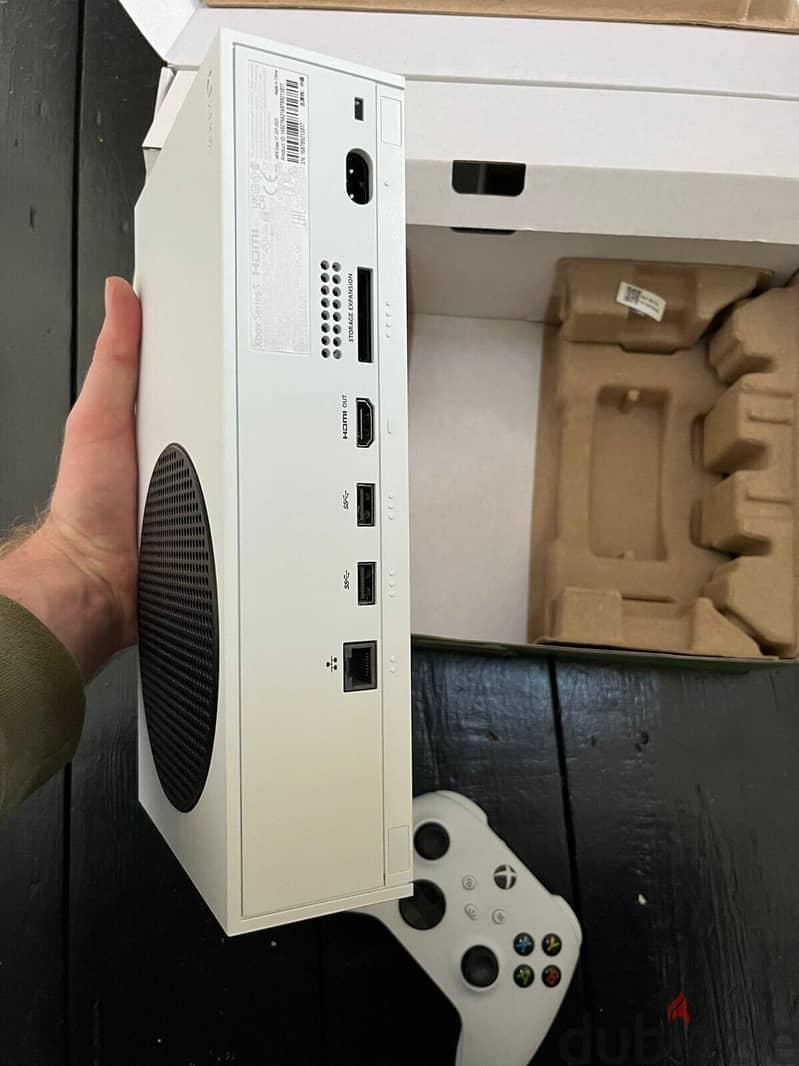 Microsoft Xbox Series S 512GB Game Console 1