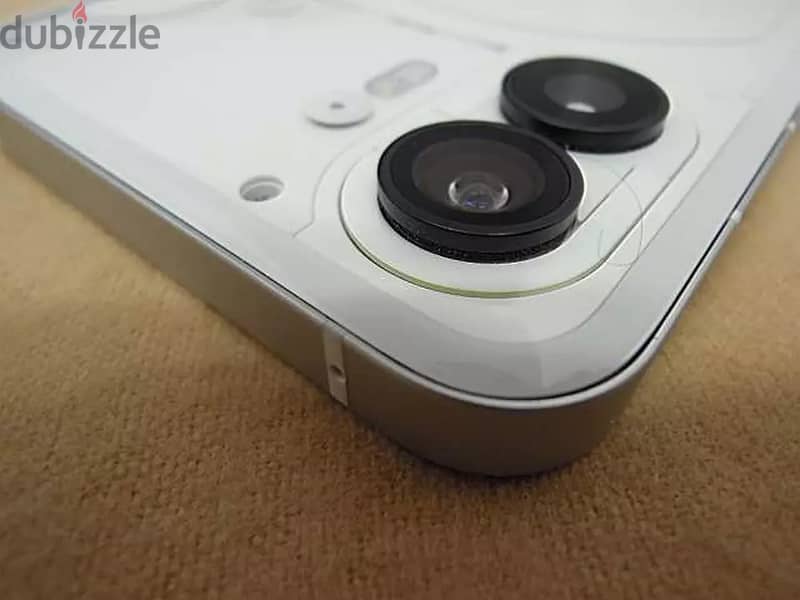 Nothing Phone 2 256GB + Accessories 1