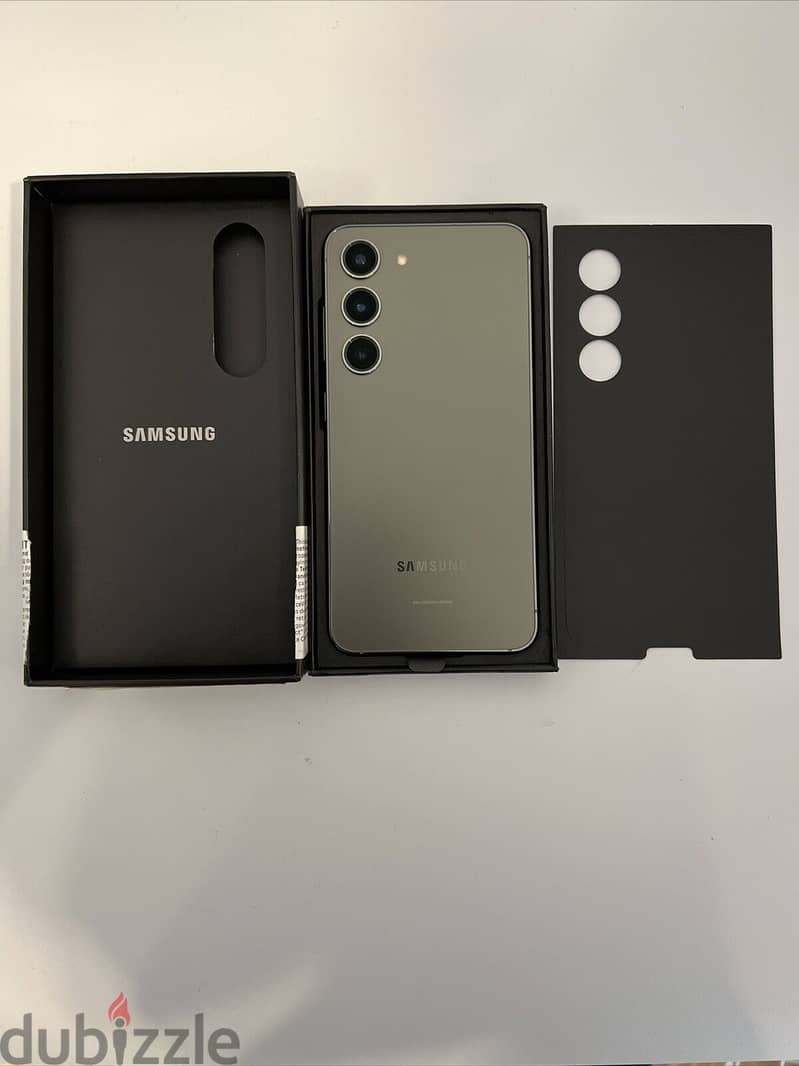 Samsung Galaxy S22 Plus +,128 , 256GB 1