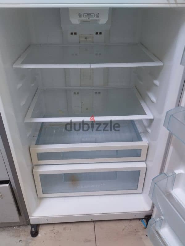 Daweeo Fridge For Sale clean condition 4