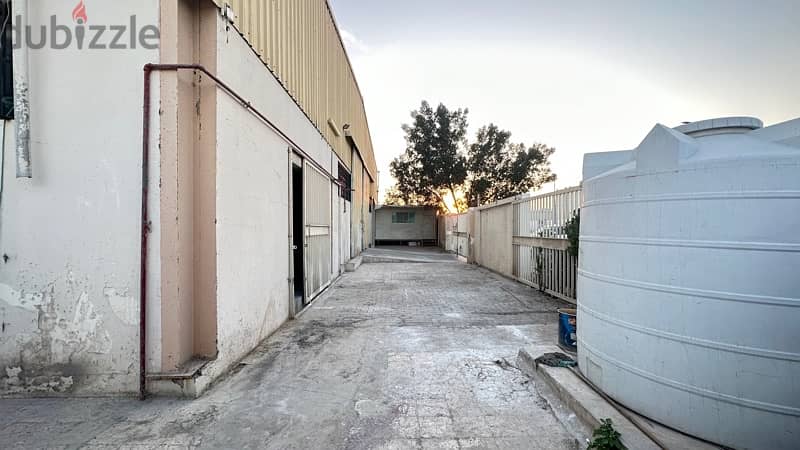 1700 Store with 2 Room For Rent 5