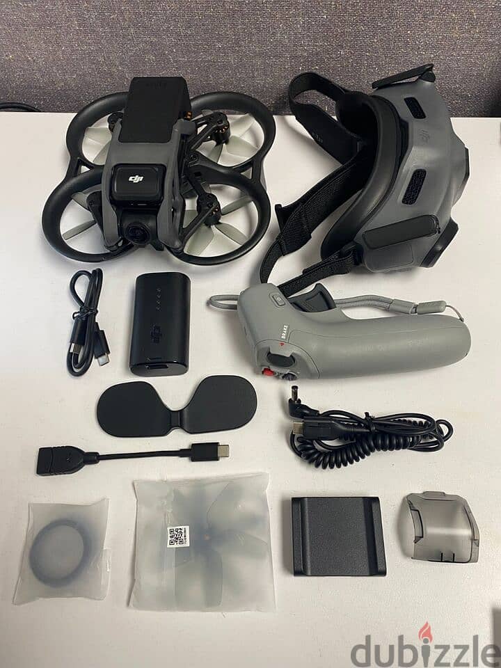 DJI - Avata Pro-View Combo Drone Motion Controller Goggles 2 and RC 1