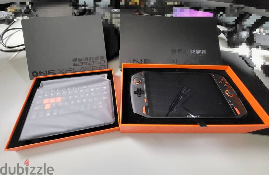 Onexplayer 1S 1TB SSD 16GB RAM Keyboard and Case 1