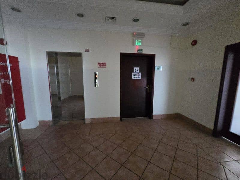 Spacious Office for Rent – Prime Location 4