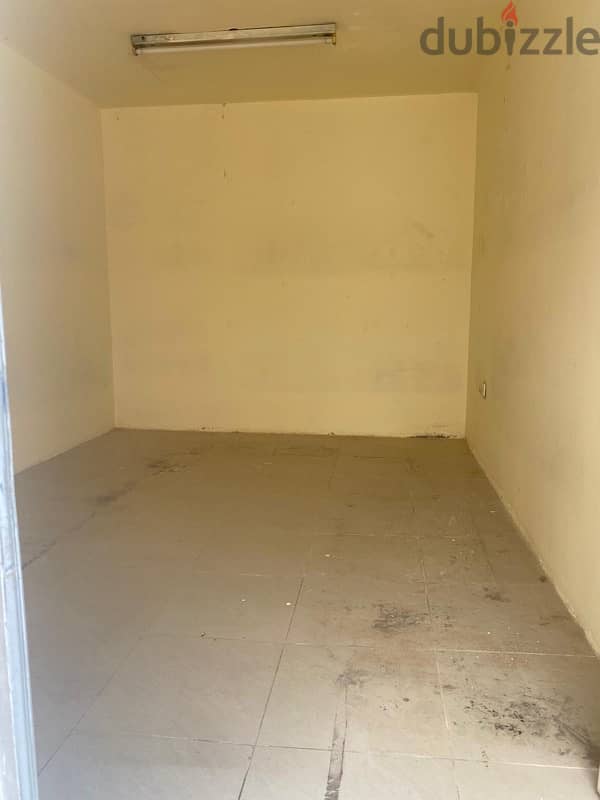500 Aluminum Workshop 6 Room For Rent 3