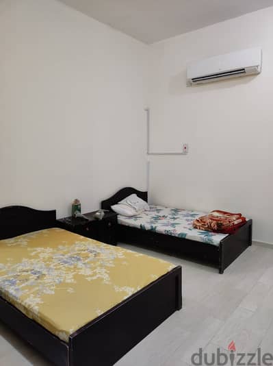 ONE PERSON NEEDED FOR ROOM SHARING