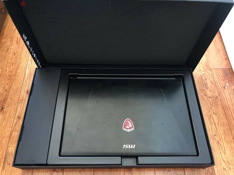 MSI - S t e a l t h 14 14" Ultra Thin - Intel Core i7 - 16GB - 1TB SSD 1