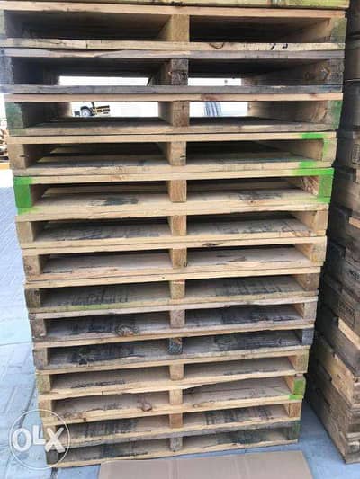 Wooden & plasic pallets for sale