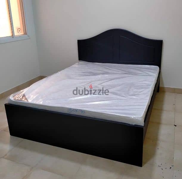 King size big bed and mattress selling. 30032896 14