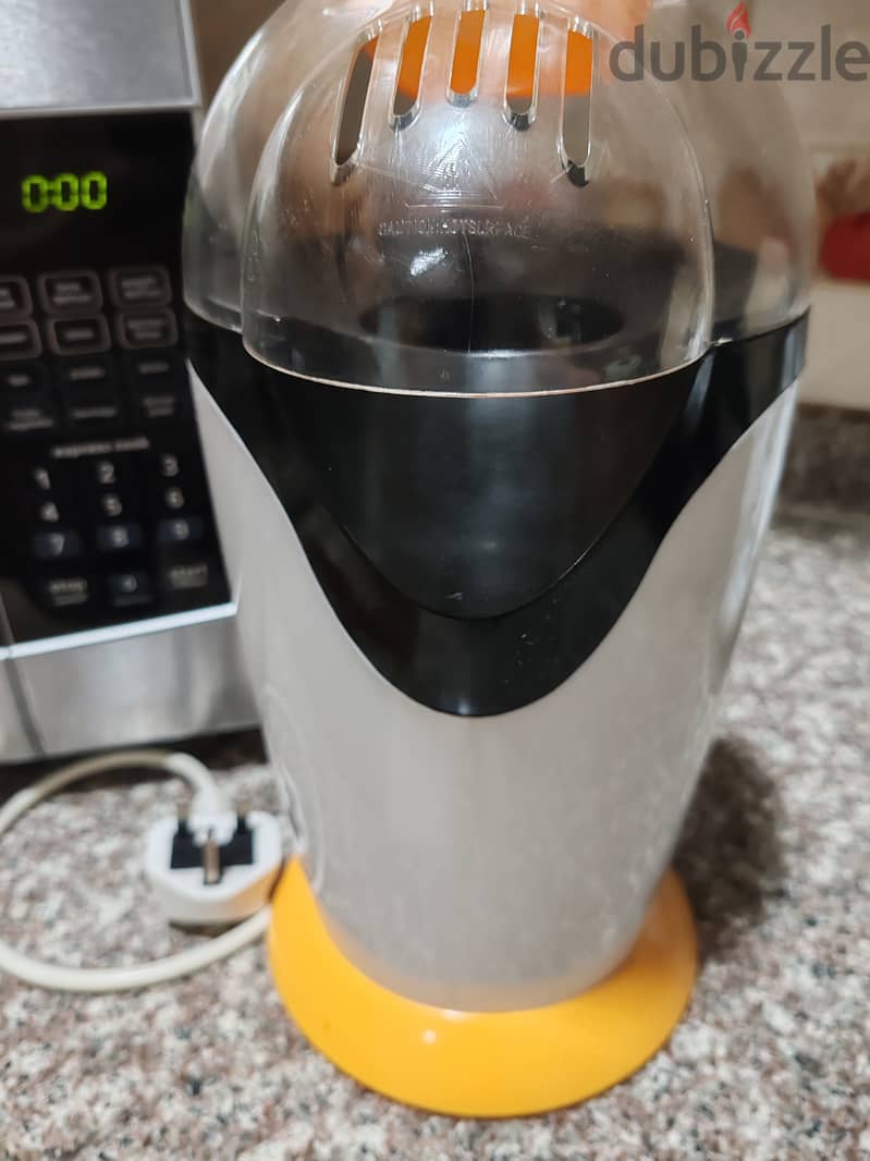 Microwave and popcorn machine 2