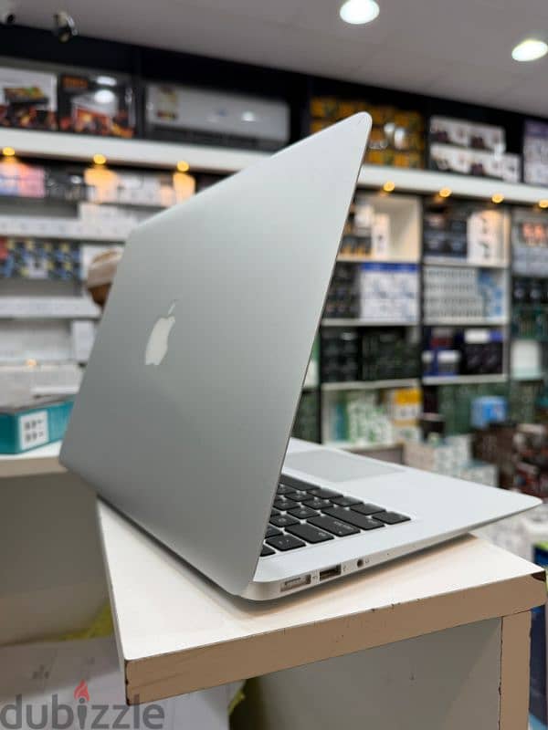 APPLE MAC AIR 2017 - Laptop computers - 120342673