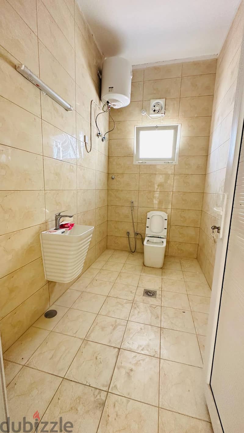5000 Facility Store For Rent 6