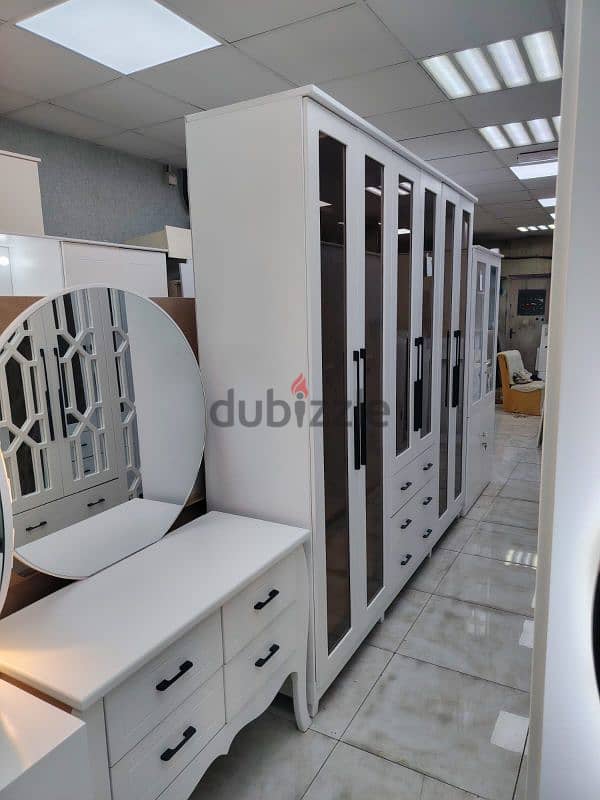 Bed and mattress and Cupboard selling in Qatar. 30032896 6